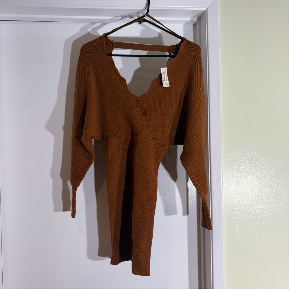 She + Sky V-Neck Brown Sweater